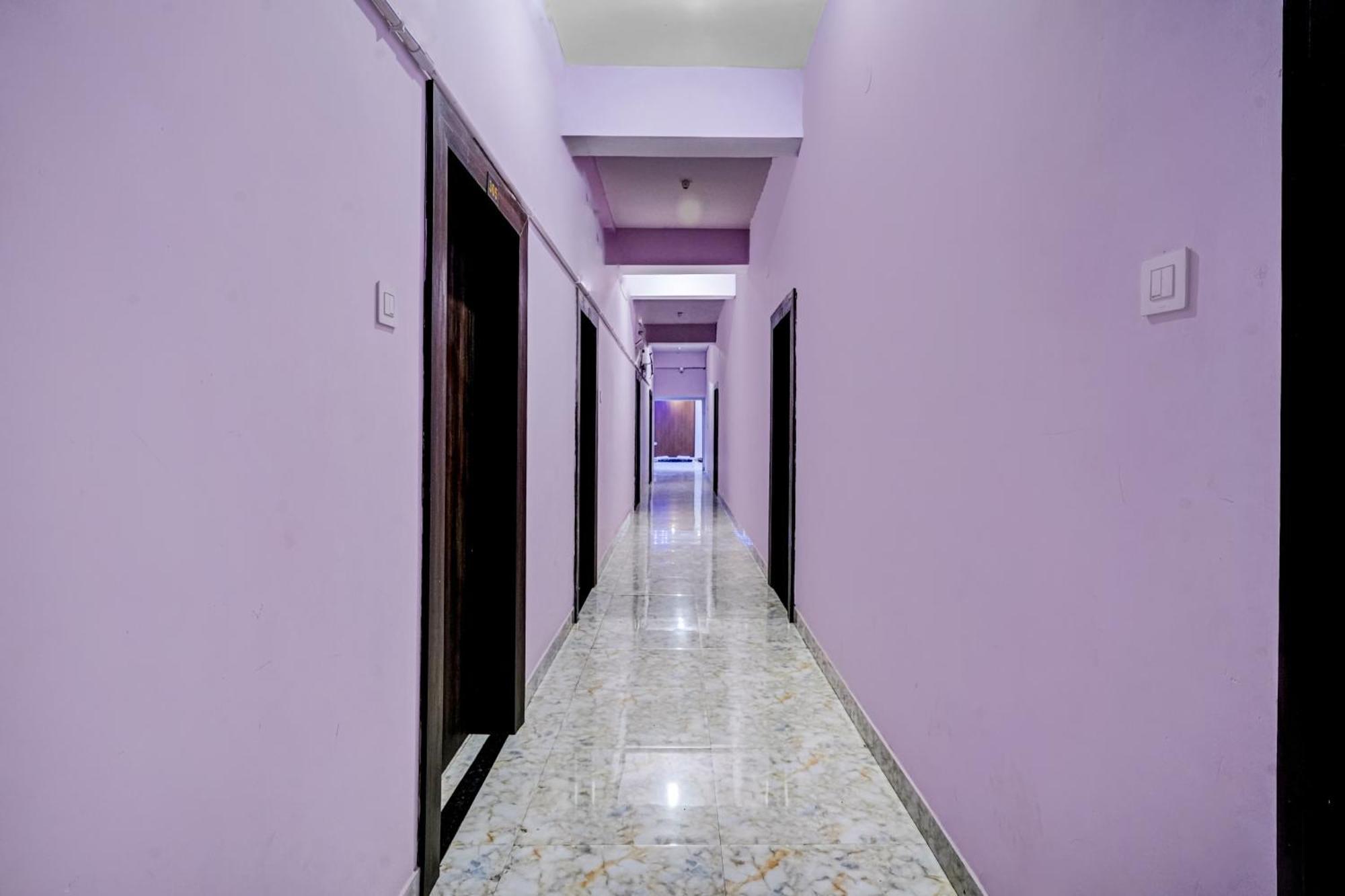 Oyo Flagship Hotel Ashok Vatika Banquet Hall رانشي المظهر الخارجي الصورة