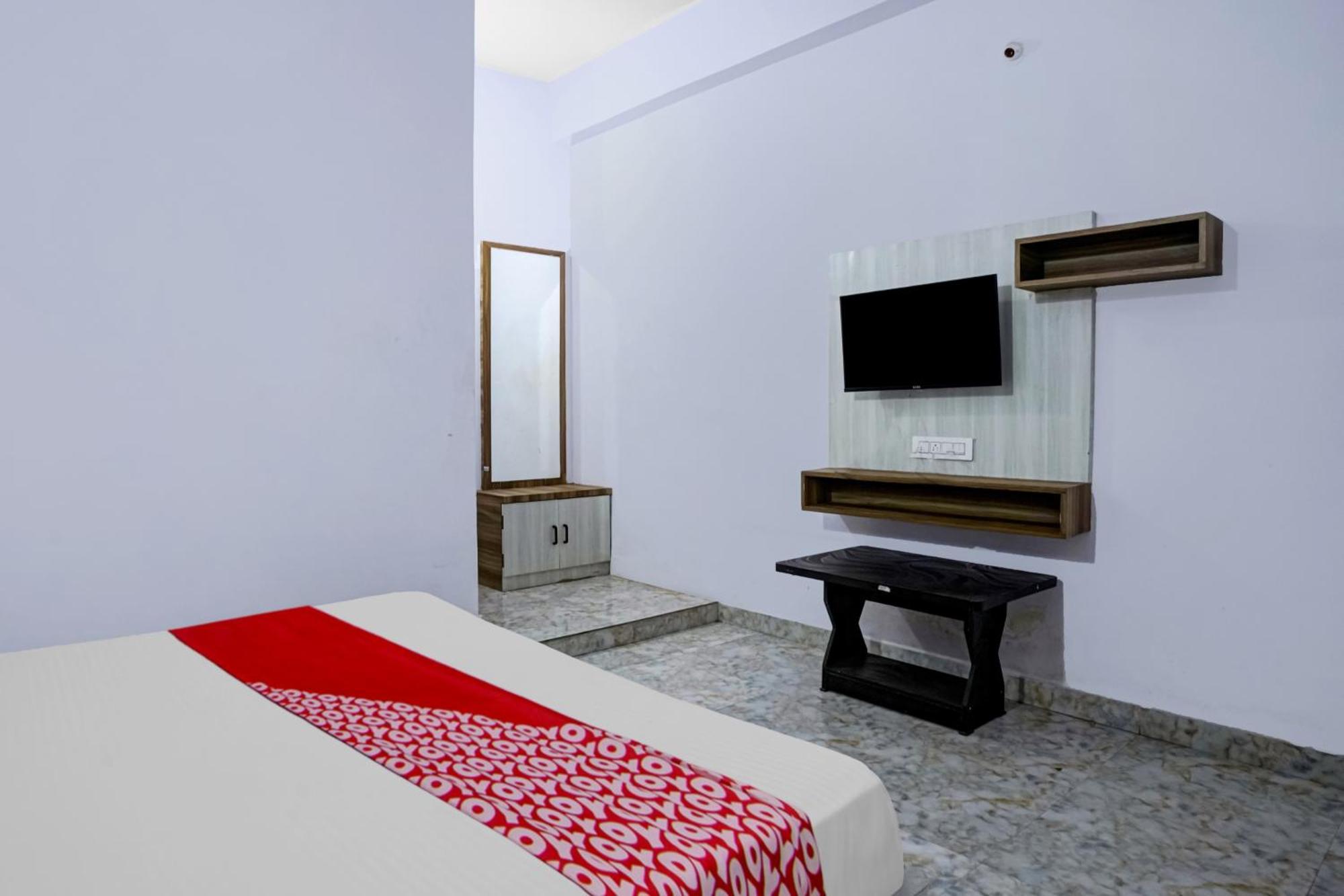 Oyo Flagship Hotel Ashok Vatika Banquet Hall رانشي المظهر الخارجي الصورة