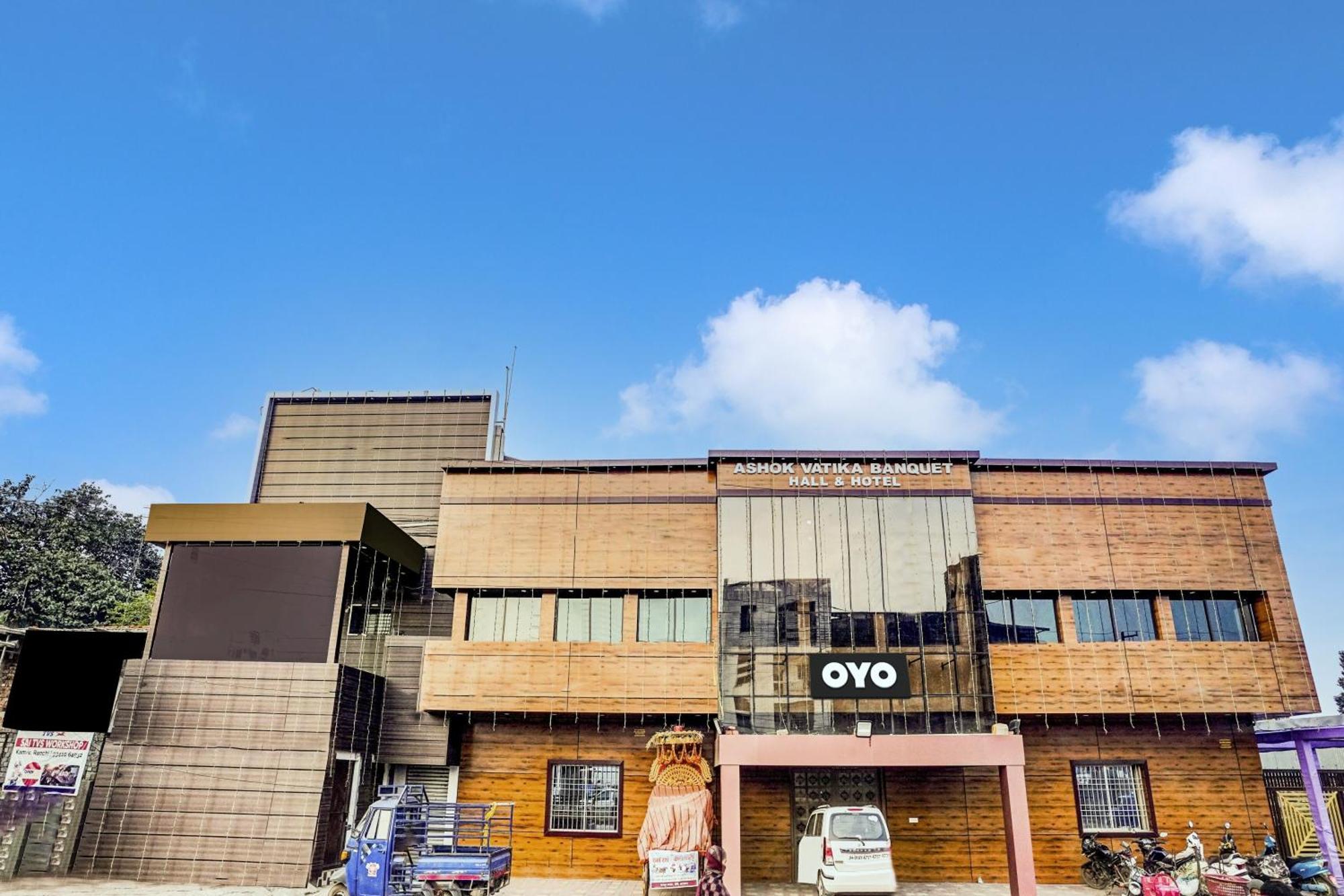 Oyo Flagship Hotel Ashok Vatika Banquet Hall رانشي المظهر الخارجي الصورة